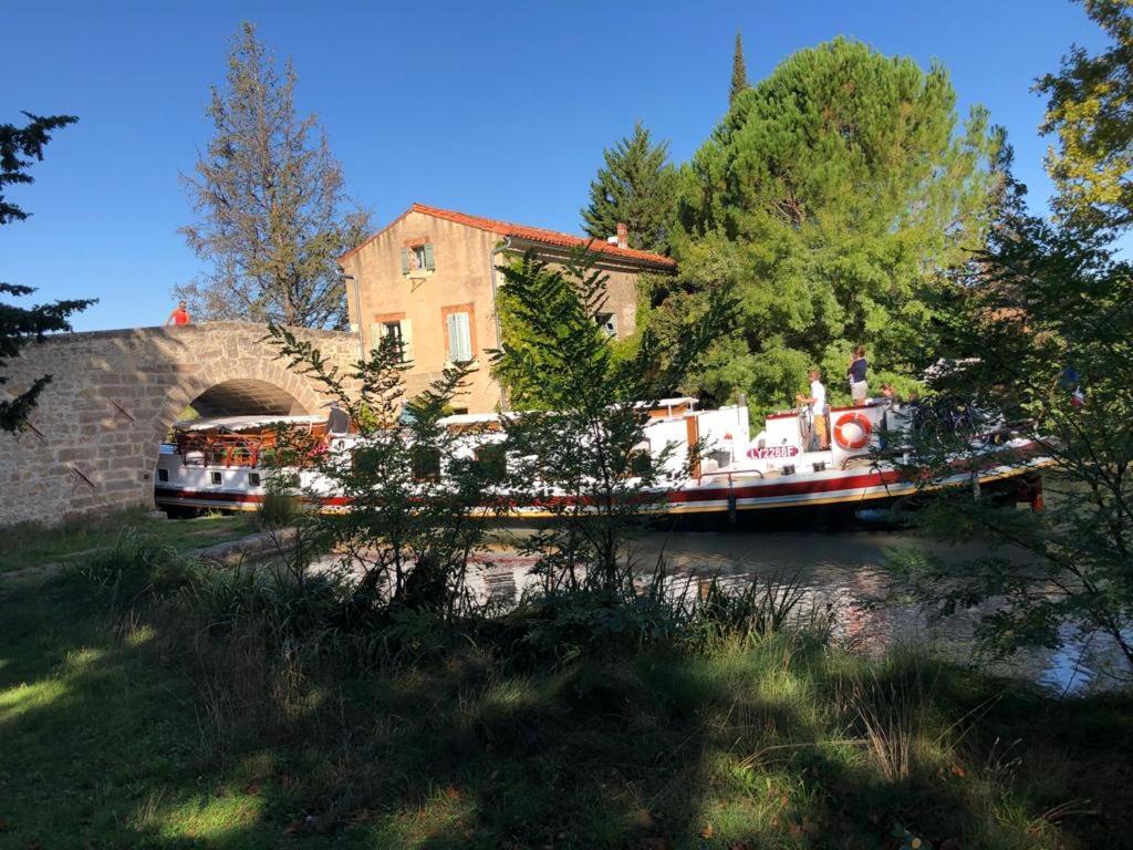Le Relais De Pigasse Ouveillan Exterior foto